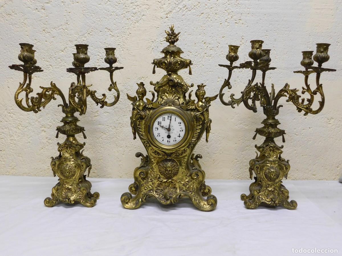 Relojes de carga manual: RELOJ SOBREMESA BRONCE CON CANDELABROS - Foto 1