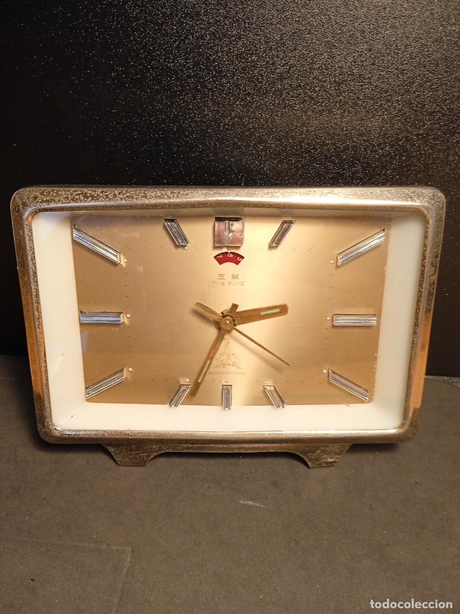 Relojes de carga manual: RELOJ DESPERTADOR MARCA FIVE RAMS - Foto 1