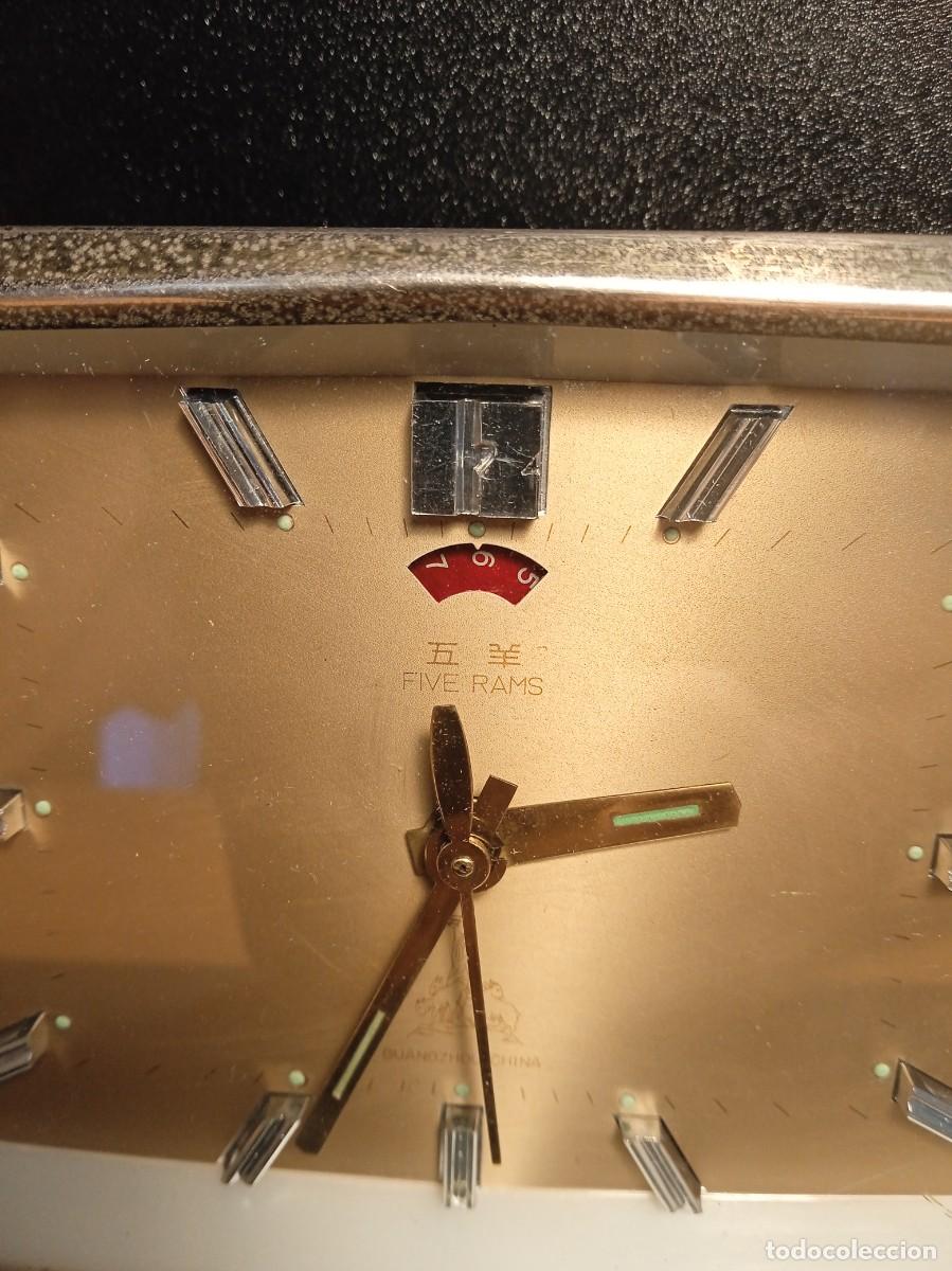 Relojes de carga manual: RELOJ DESPERTADOR MARCA FIVE RAMS - Foto 2