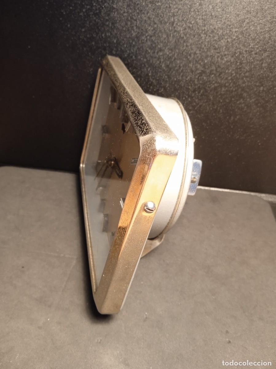 Relojes de carga manual: RELOJ DESPERTADOR MARCA FIVE RAMS - Foto 3