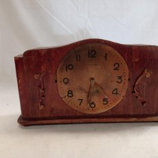 Relojes de carga manual: RELOJ DE SOBREMESA TITAN, PARA RESTAURAR.