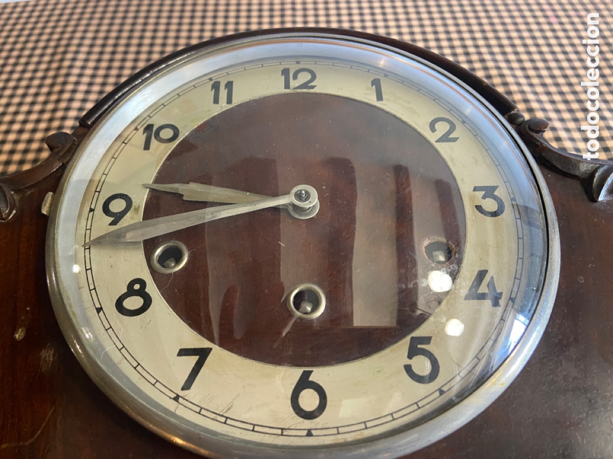 Relojes de carga manual: Antiguo reloj de mesa en madera de roble - Foto 3