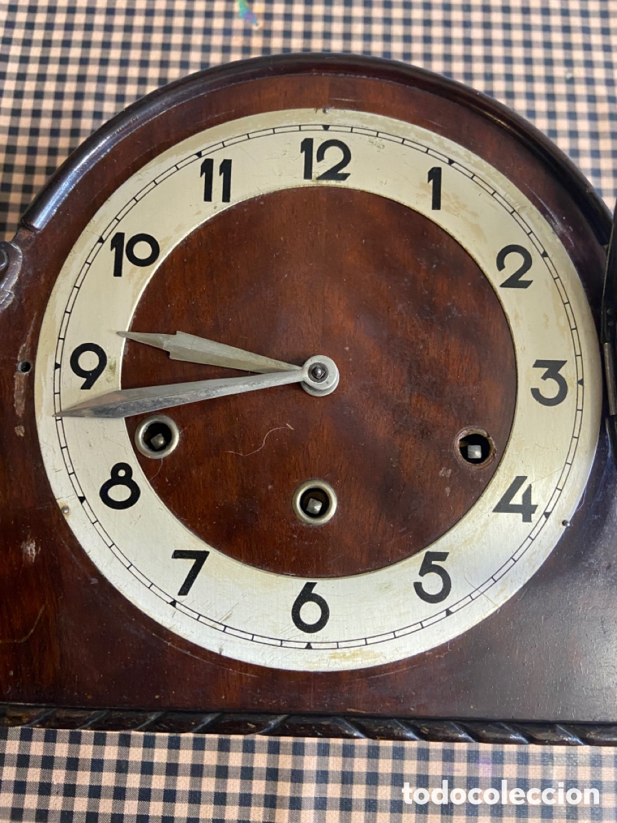 Relojes de carga manual: Antiguo reloj de mesa en madera de roble - Foto 4
