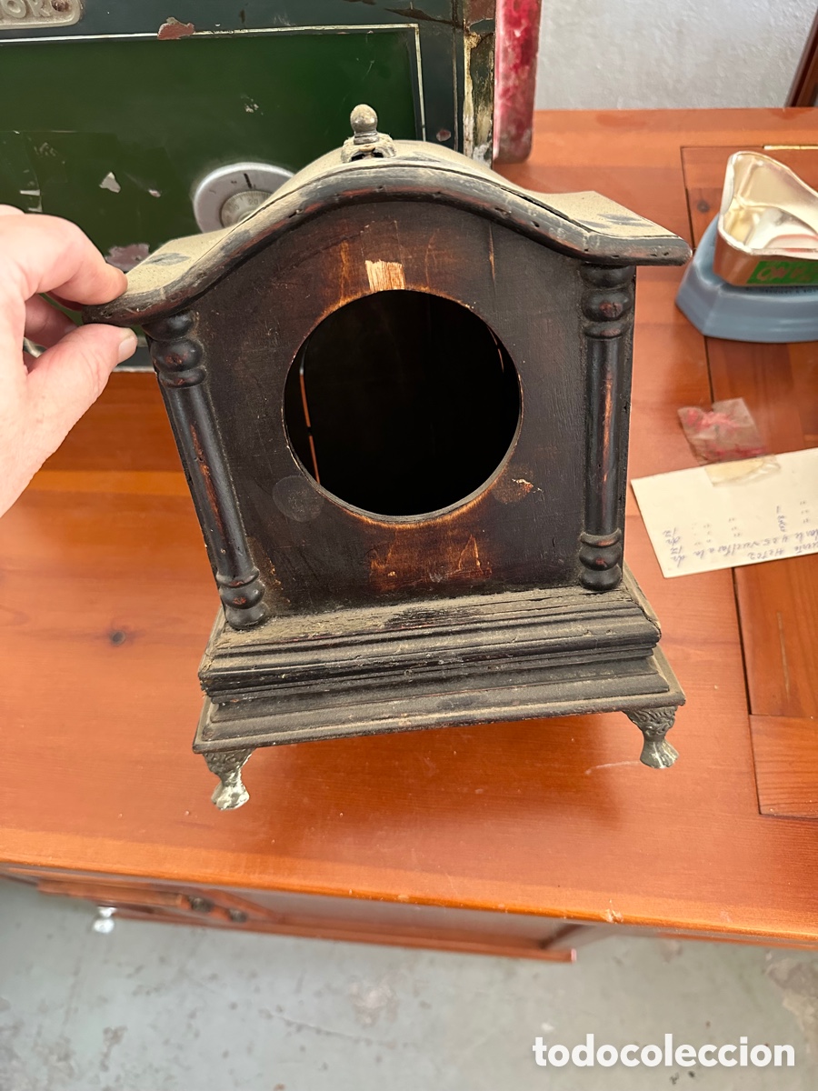 Relojes de carga manual: Antigua caja para reloj, madera - Foto 1