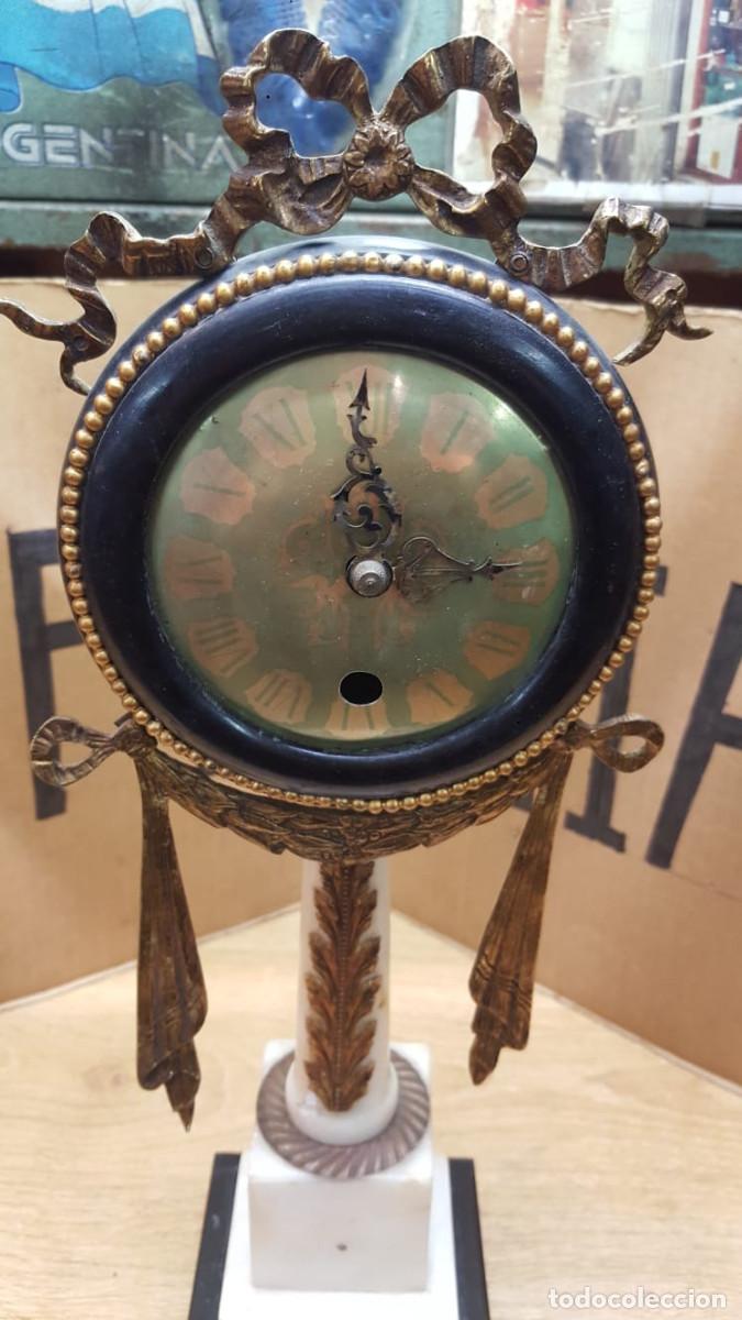 Relojes de carga manual: ANTIGUO RELOJ-BASE DE MARMOL-FUNCIONA - Foto 2