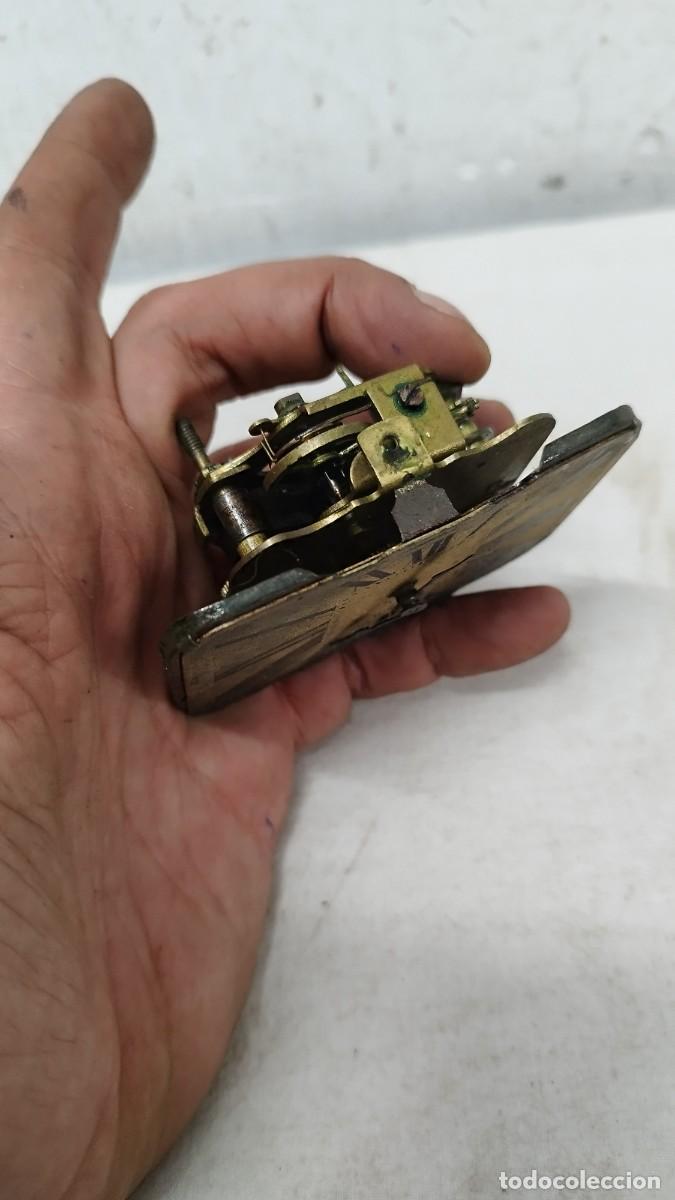 Relojes de carga manual: Antiguo reloj de Francia a identificar - Foto 3