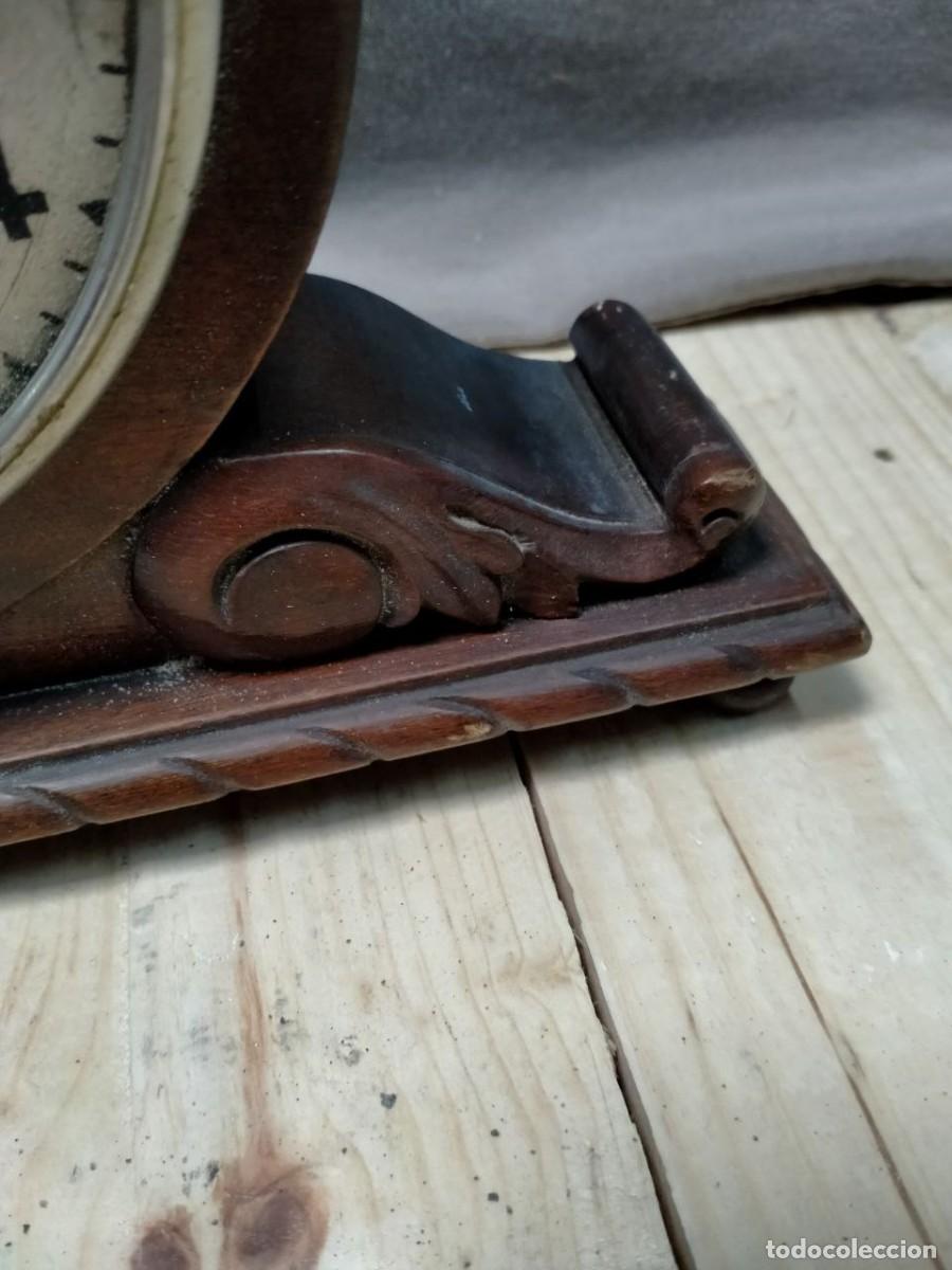 Relojes de carga manual: Antiguo reloj de chimenea madera - Foto 7