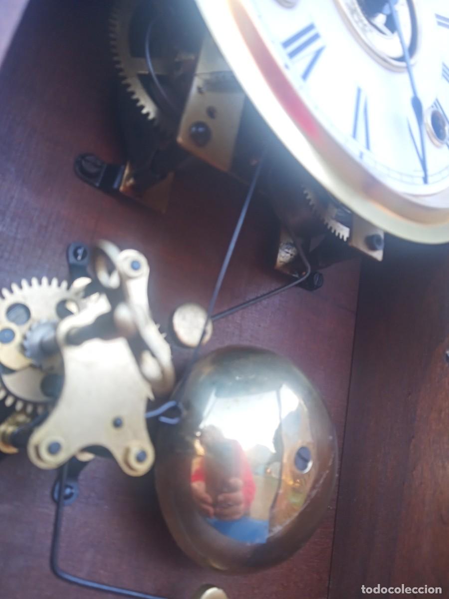 Relojes de carga manual: BONITO RELOJ SOBREMESA AUTOMATICO. FUNCIONANDO MADERA Y BRONCE - Foto 14