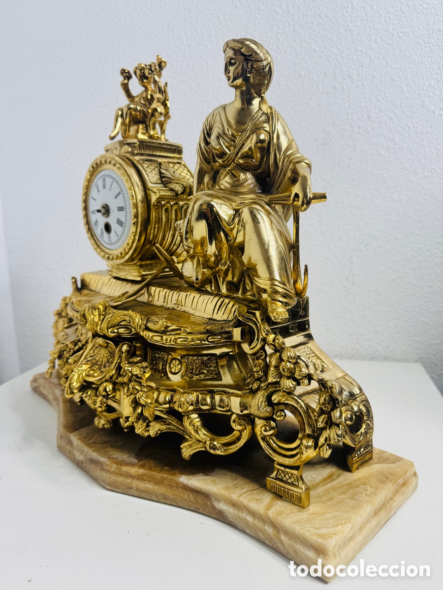 Relojes de carga manual: Reloj antiguo de mesa dorado - Foto 10