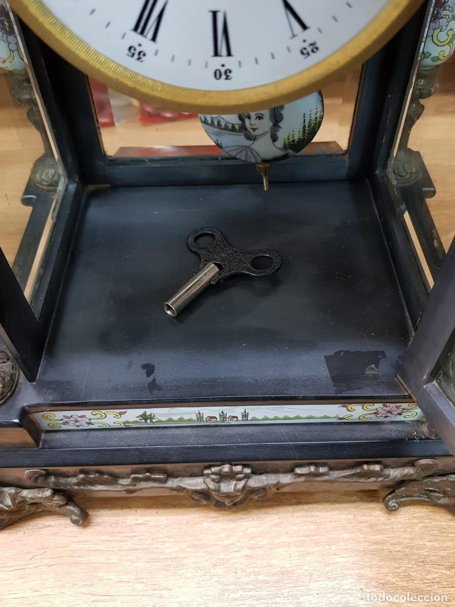 Relojes de carga manual: ANTIGUO RELOJ DE SOBREMESA-FUNCIONA - Foto 12