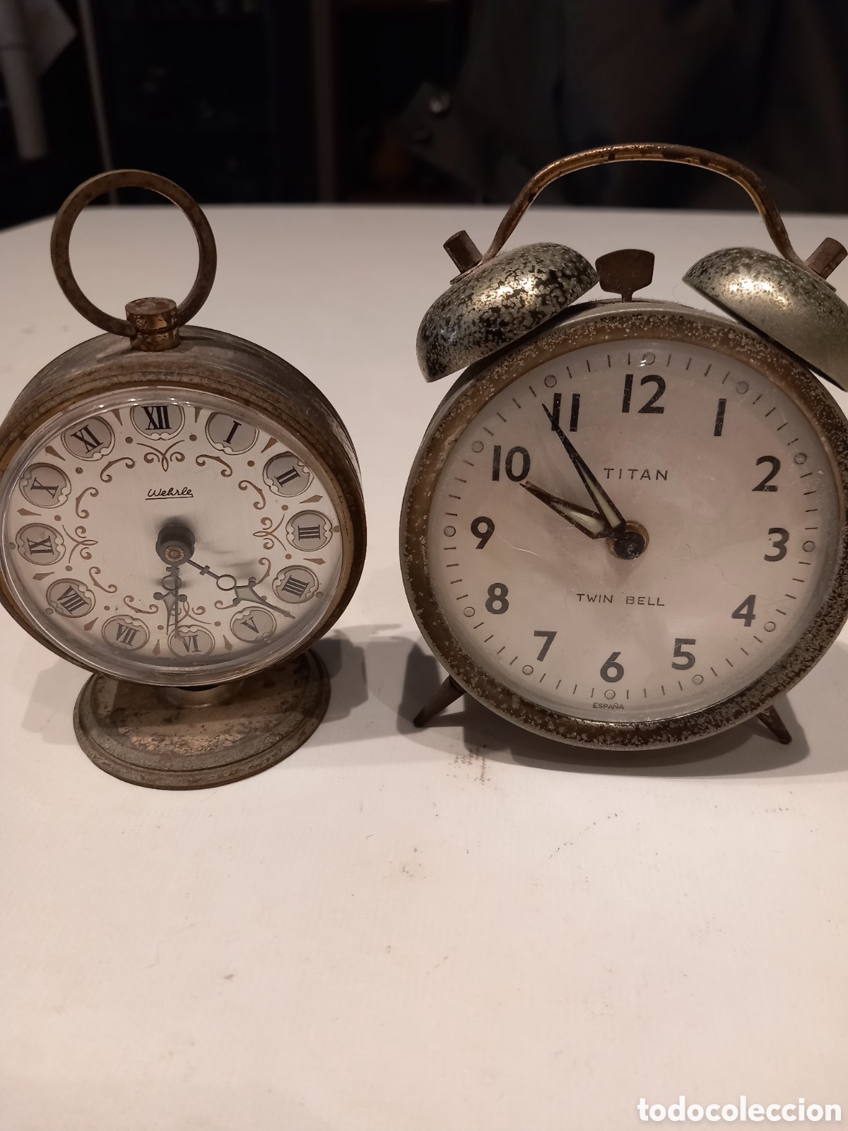 Relojes de carga manual: Dos despertadores vintage - Foto 1
