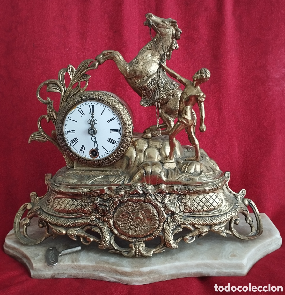 Relojes de carga manual: Antiguo Reloj a Cuerda y Bronce. - Foto 2