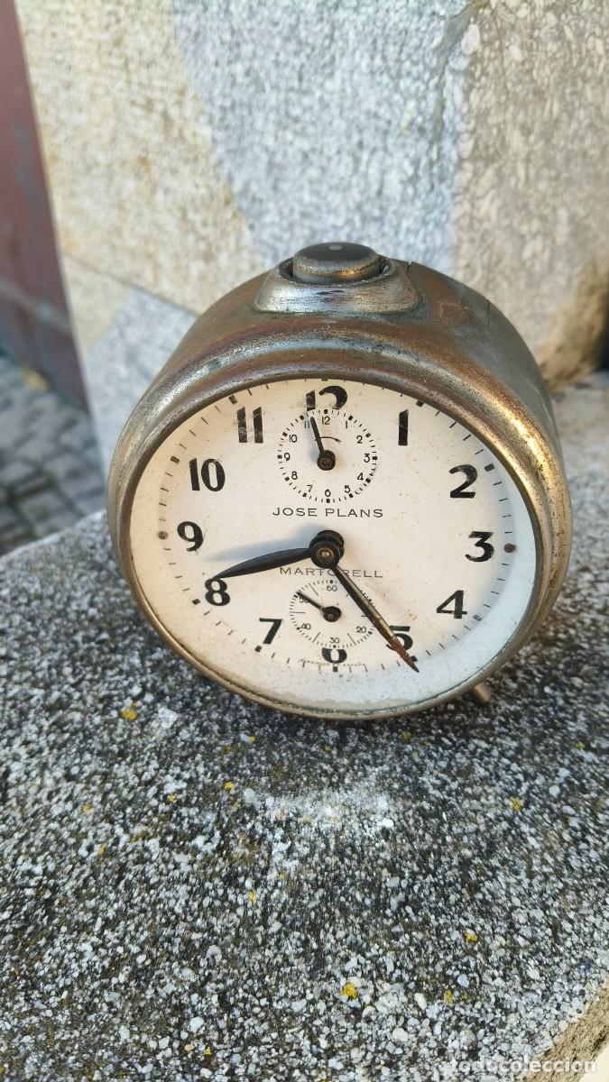 Relojes de carga manual: Reveil de table ancien m&eacute;canique - Foto 1