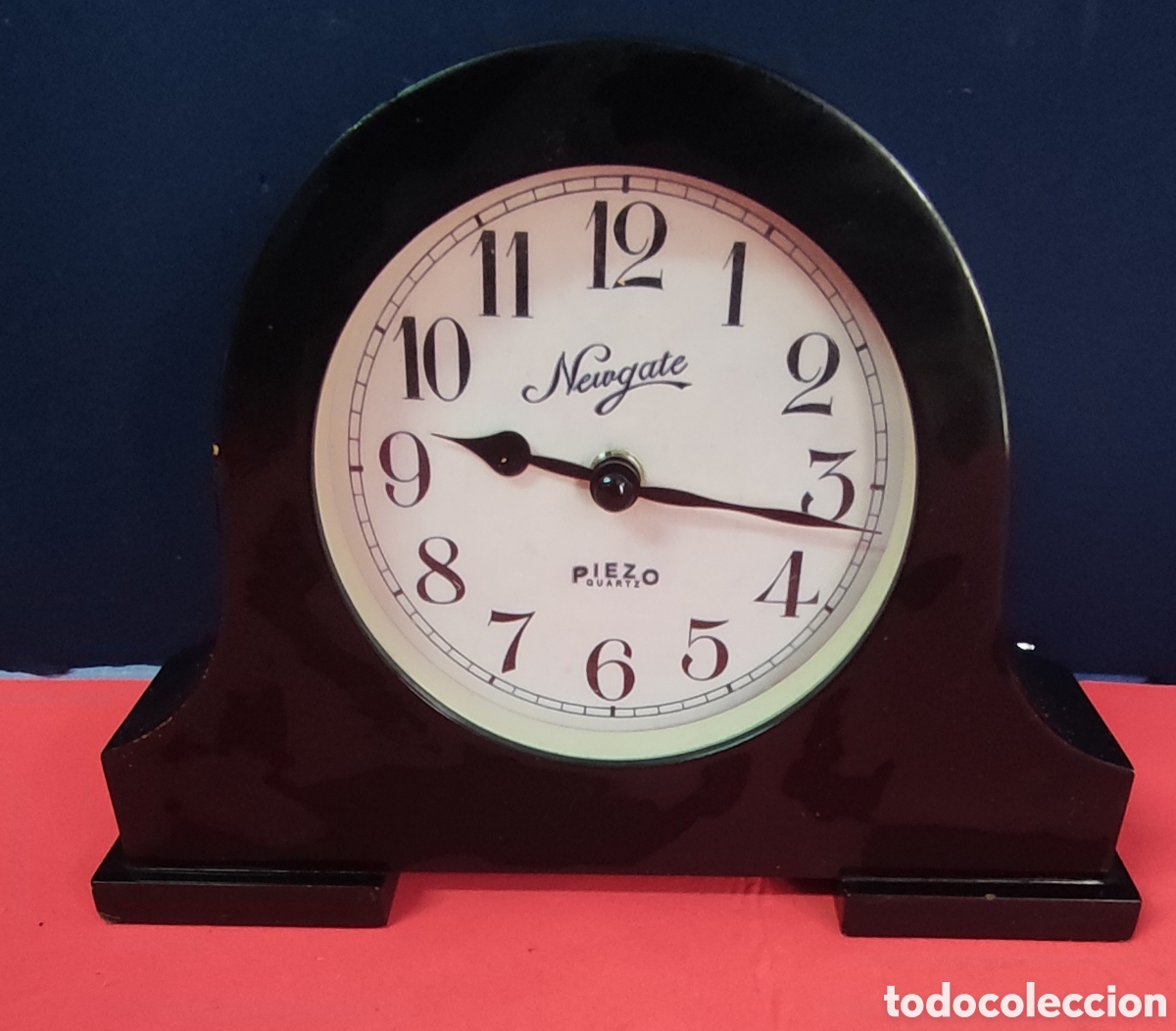 Relojes de carga manual: Reloj Newgate Piezo de madera - Foto 1