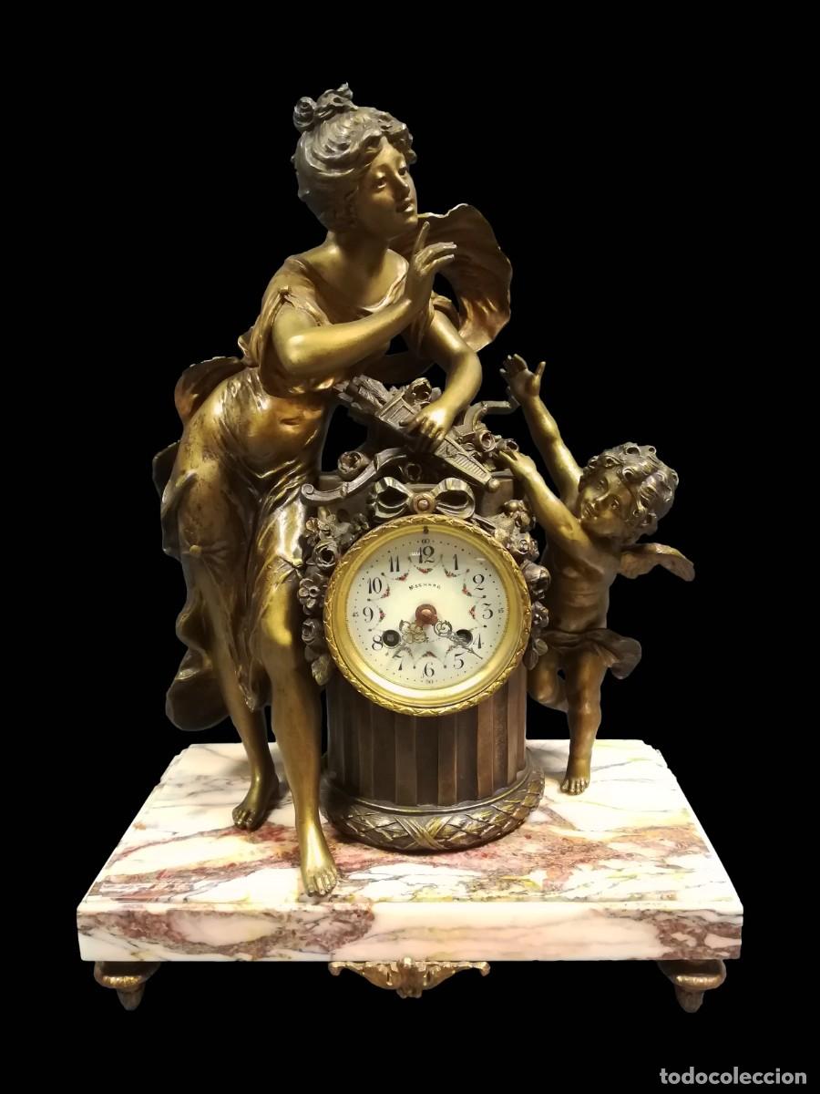 Horloges &agrave; remontage manuel: RELOJ CALAMINA FRANCES VENUS CON CUPIDO SIGLO XIX
