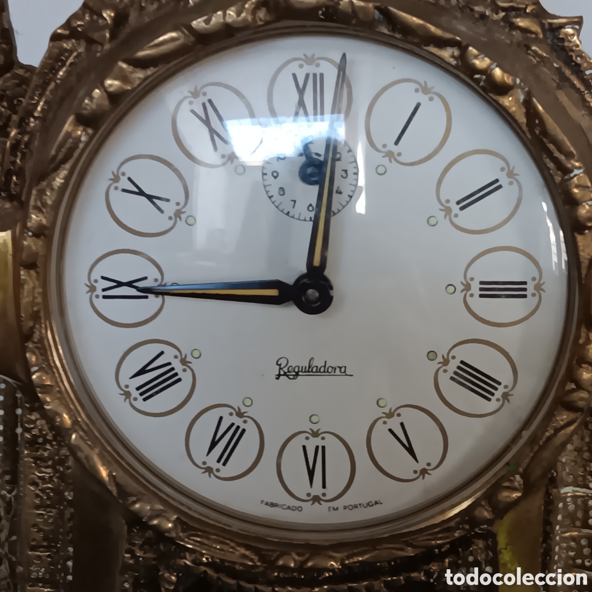 Relojes de carga manual: Reloj de bronce antiguo - Foto 2