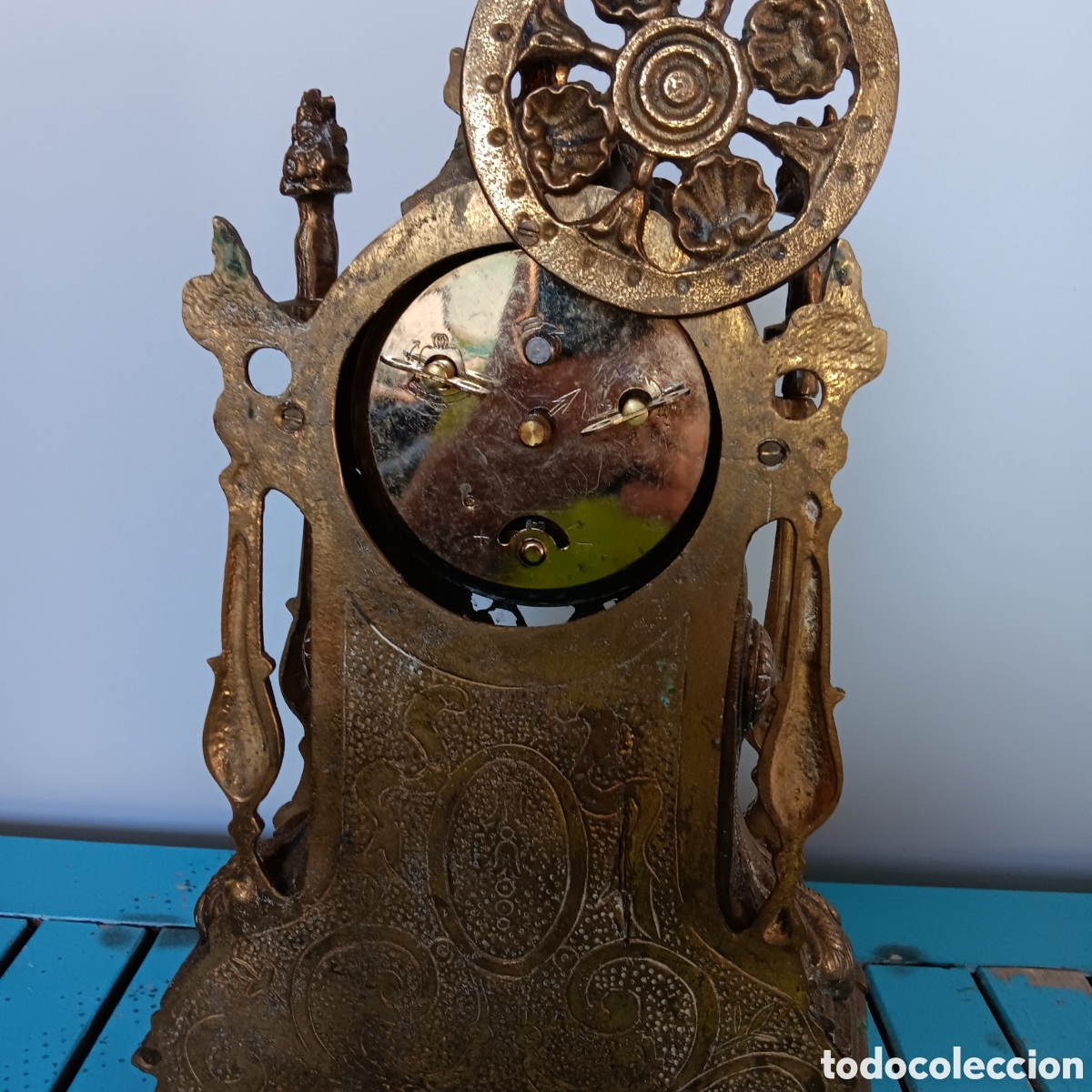 Relojes de carga manual: Reloj de bronce antiguo - Foto 4