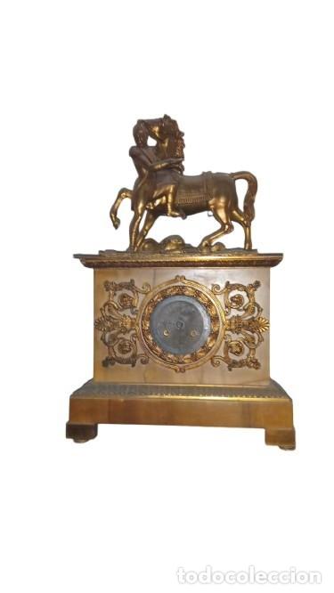 Orologi di carica manuale: RELOJ PRIMER IMPERIO, CON LA FIGURA DE NAPOLEON DERROTADO.