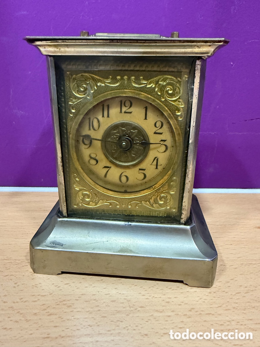 Relojes de carga manual: Reloj de carruaje antiguo