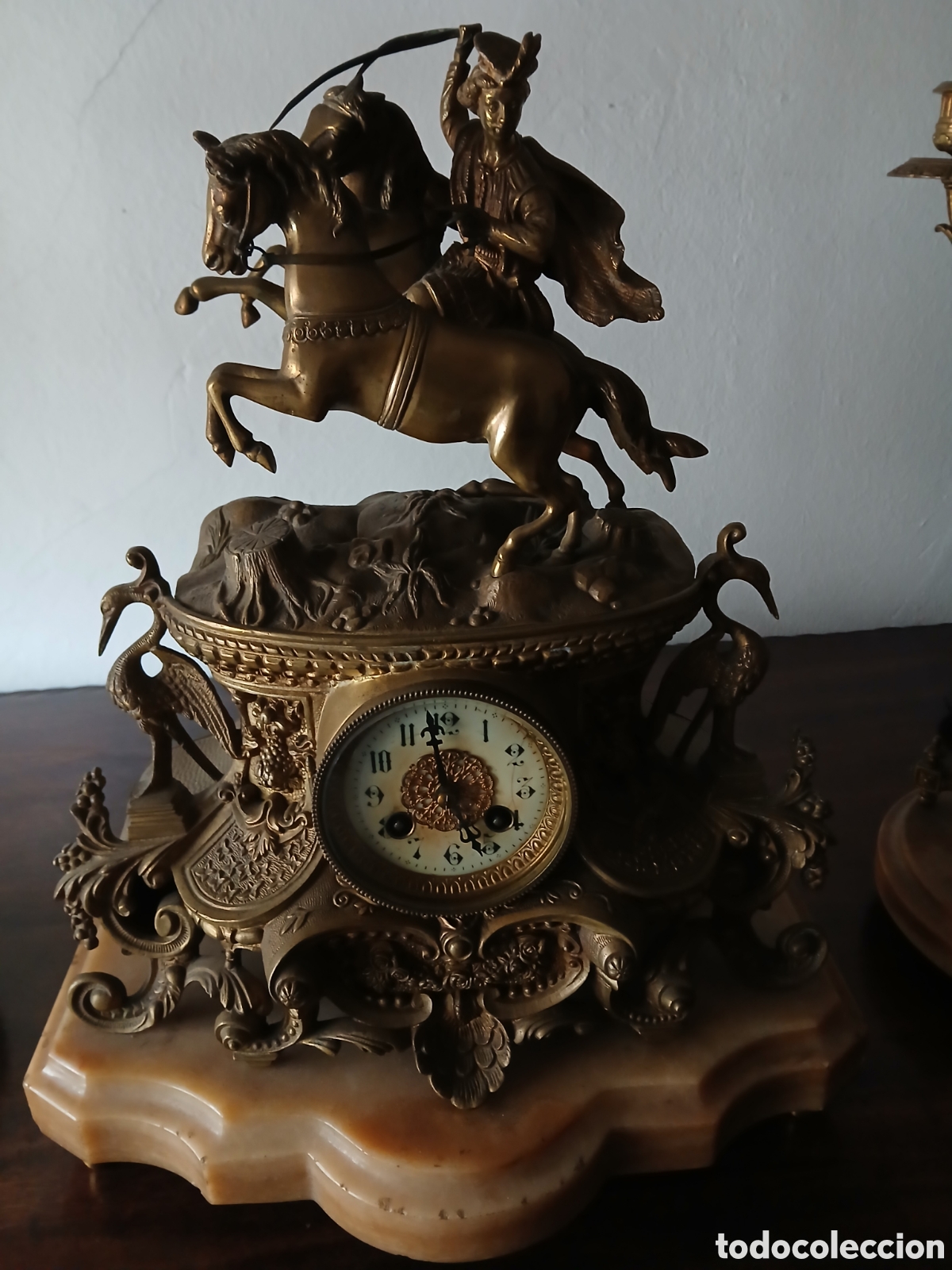 Relojes de carga manual: Conjunto de reloj y candelabros - Foto 2
