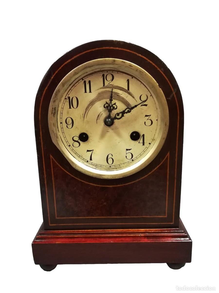 Horloges &agrave; remontage manuel: RELOJ DE CHIMENEA INGL&Eacute;S DE MADERA DE CAOBA
