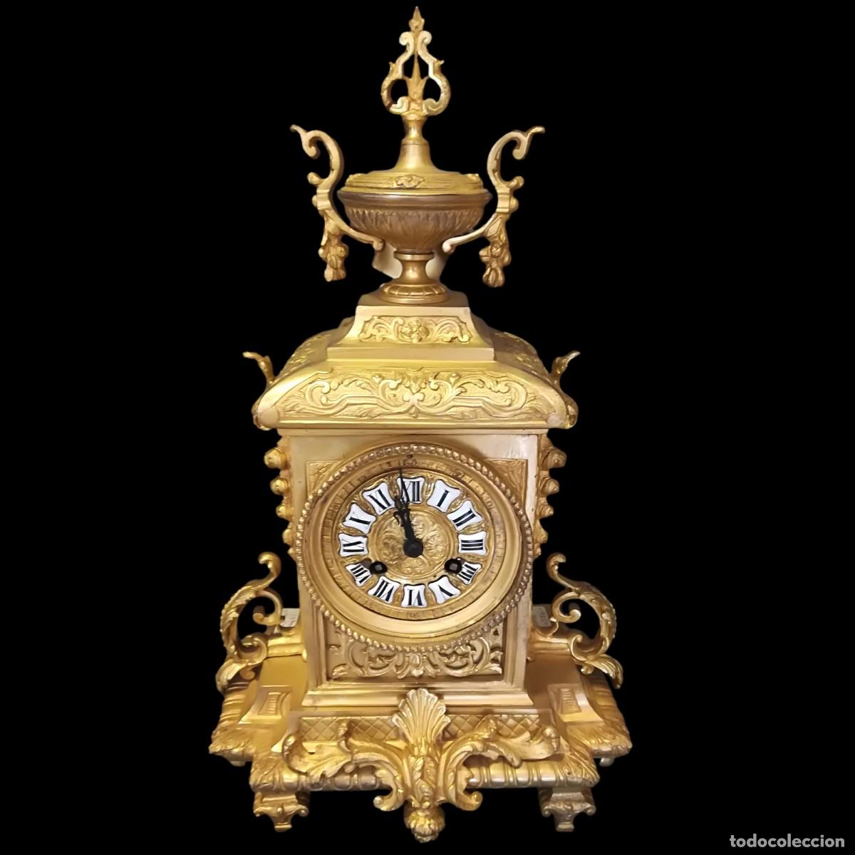 Horloges &agrave; remontage manuel: RELOJ SOBREMESA BRONCE DORADO