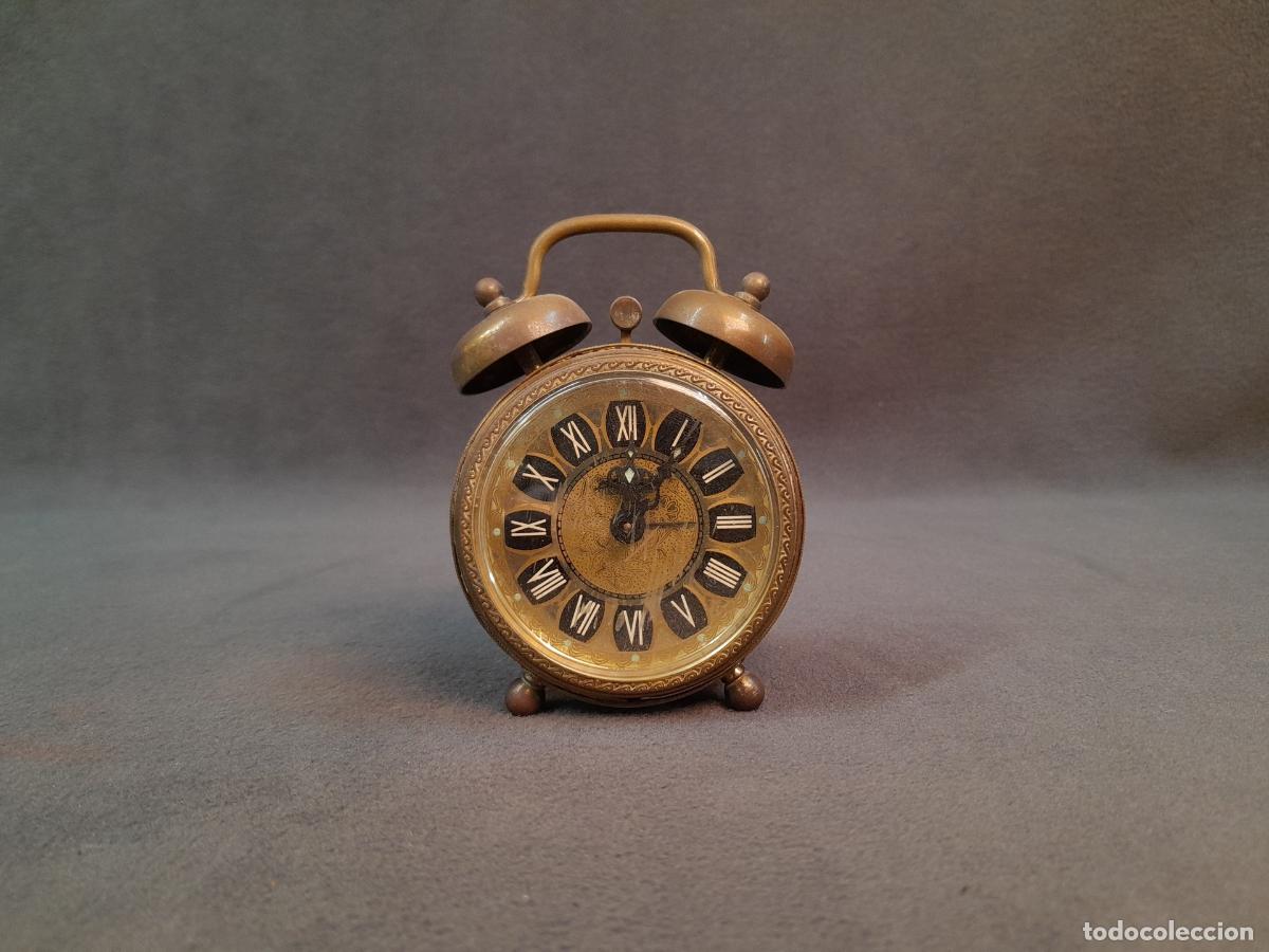 Clocks Manual Charge: DESPERTADOR DE CAMPANAS MARCA BLESSING DE COLOR DORADO A&Ntilde;OS 70