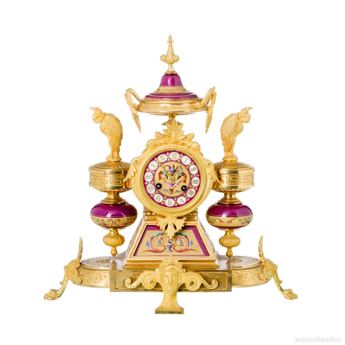 Relojes de carga manual: Relojes - Reloj de mesa estilo Imperio - Siglo XIX