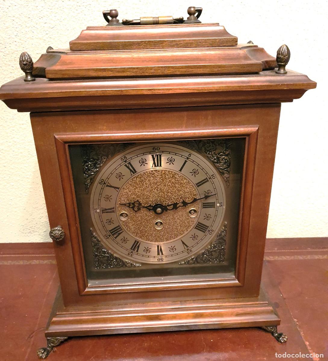 Relojes de carga manual: Reloj Hemle de sobremesa de madera (Alemania siglo XX) Solo recogida