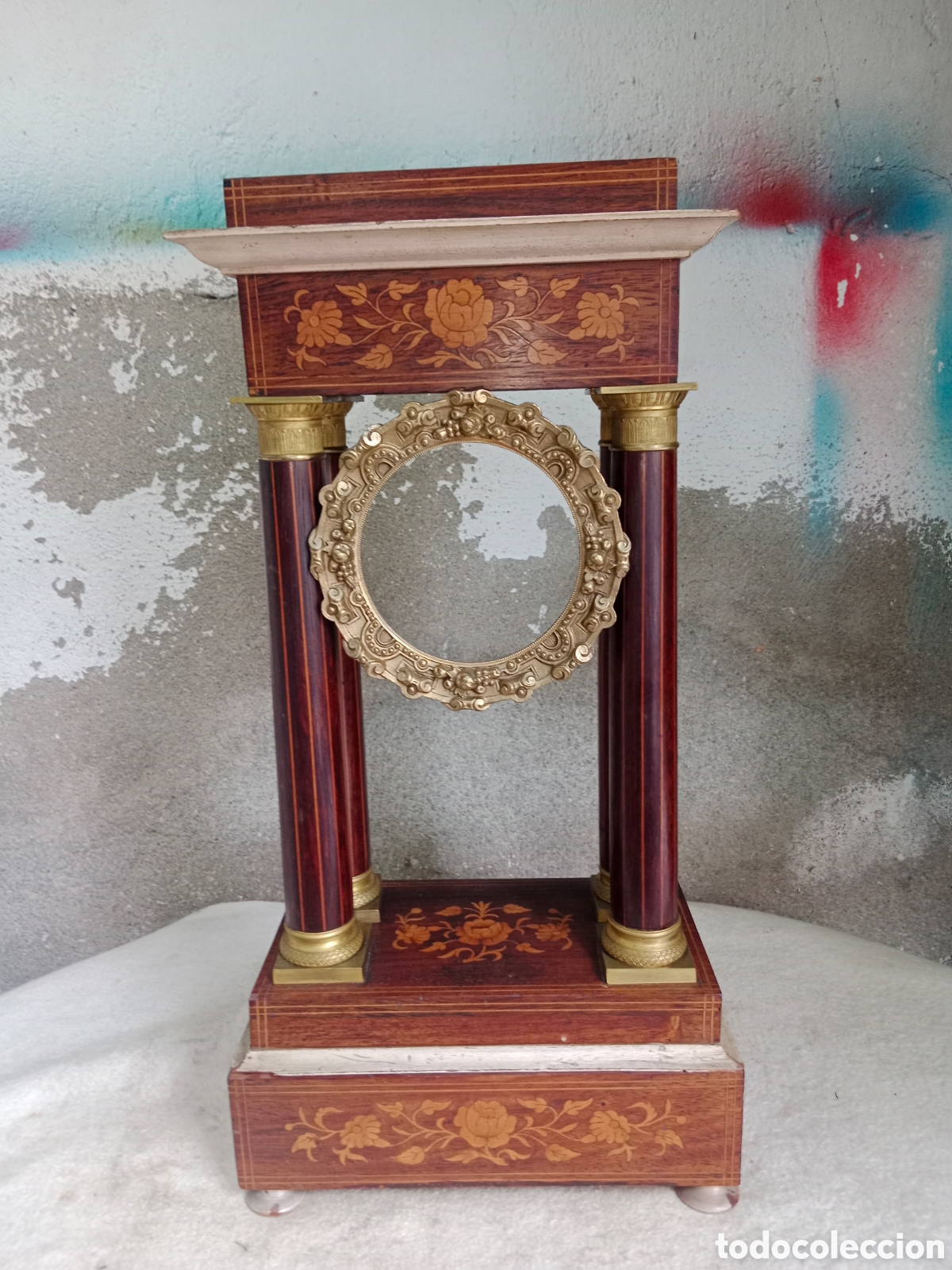 Relojes de carga manual: Estructura de Reloj de sobremesa de columnas...