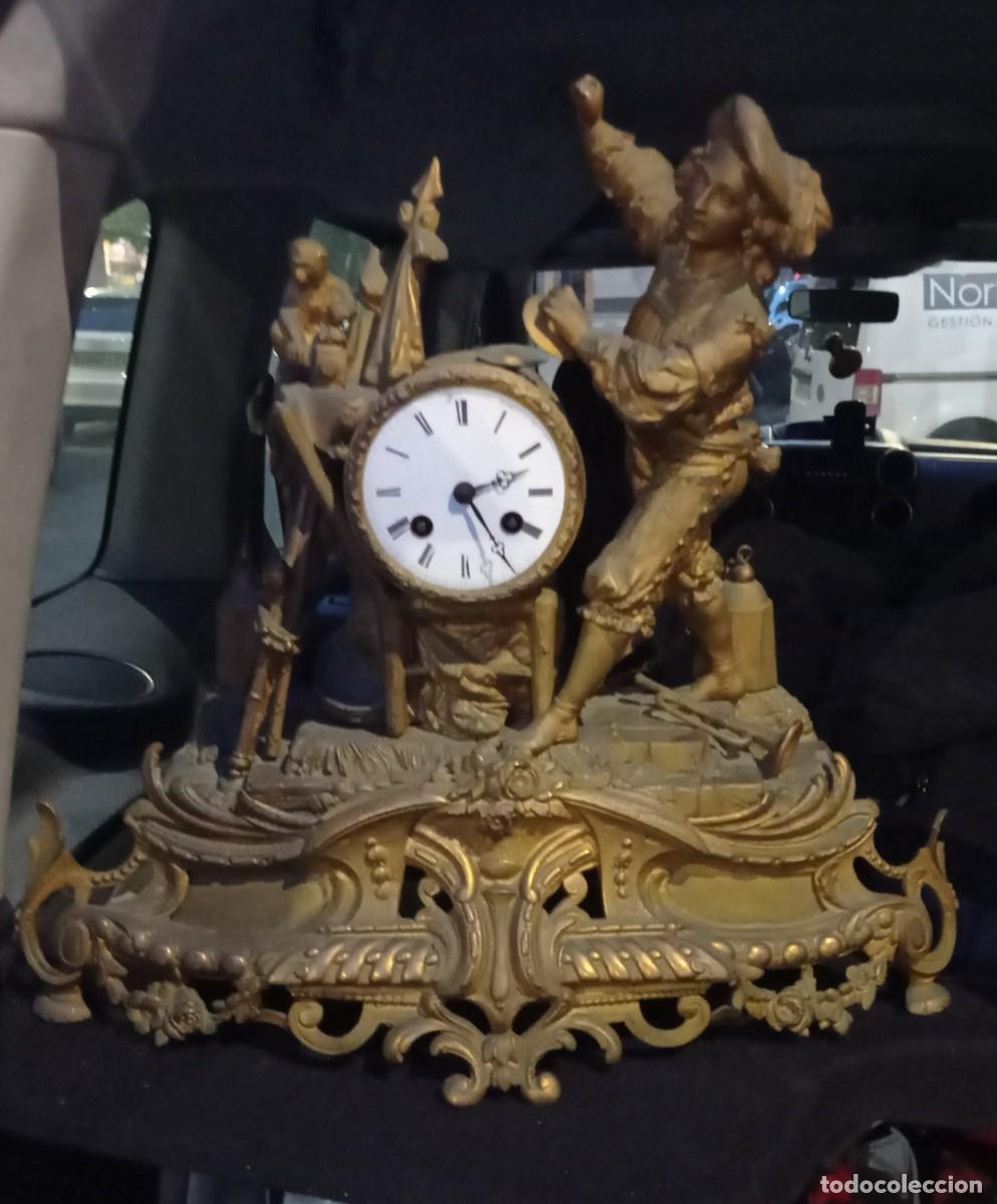 Relojes de carga manual: Reloj Paris para restaurar