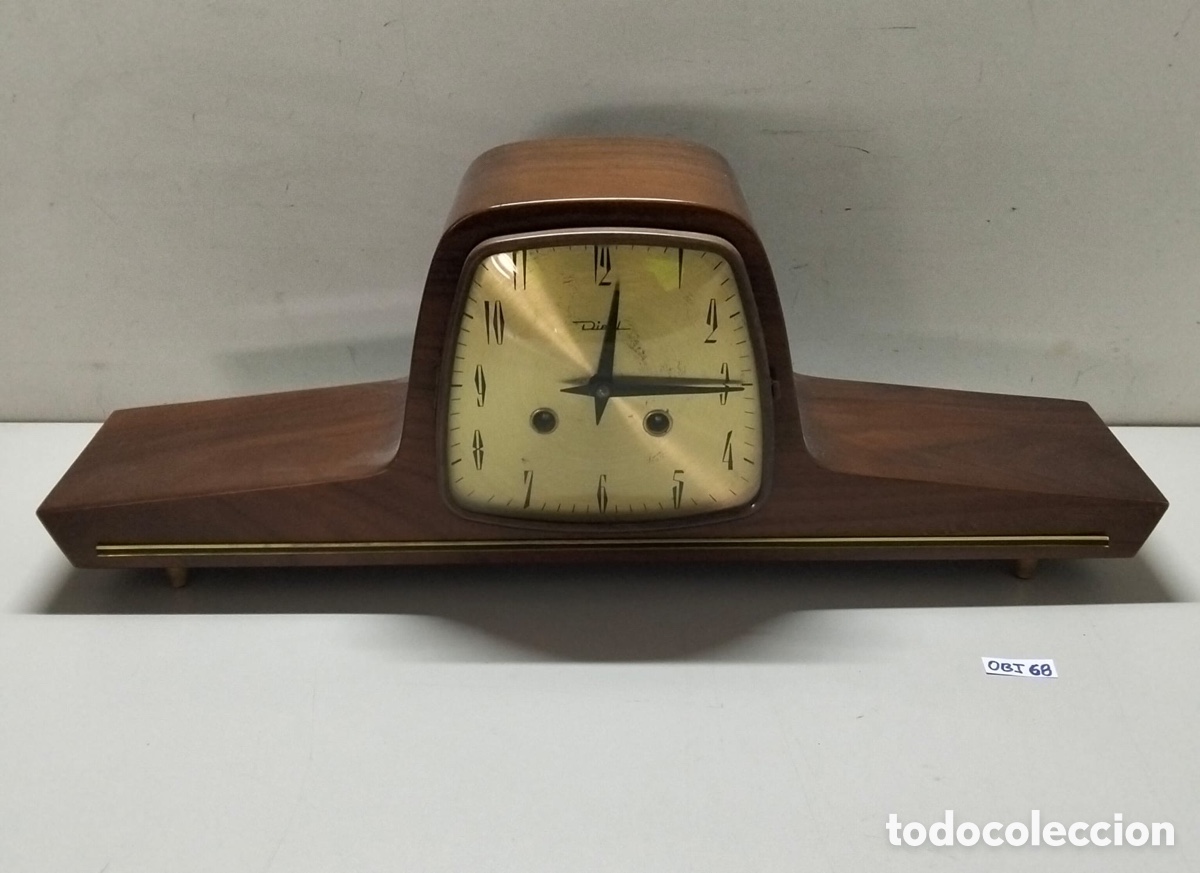 Relojes de carga manual: reloj de sobremesa modelo vintage de la marca alemana Diehl