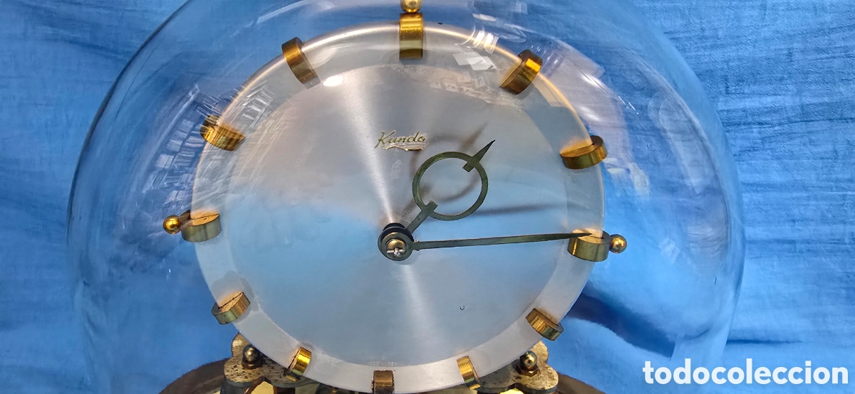 Relojes de carga manual: RELOJ KUNDO EN METAL CON CUPULA. - Foto 2