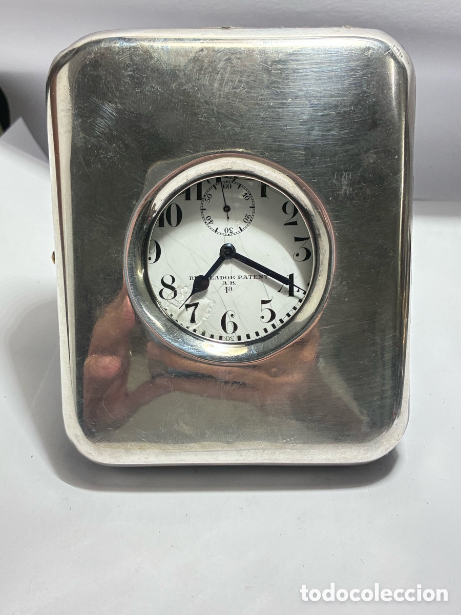 Relojes de carga manual: Reloj de mesa con reloj de bolsillo Goliat con tapa de plata 916