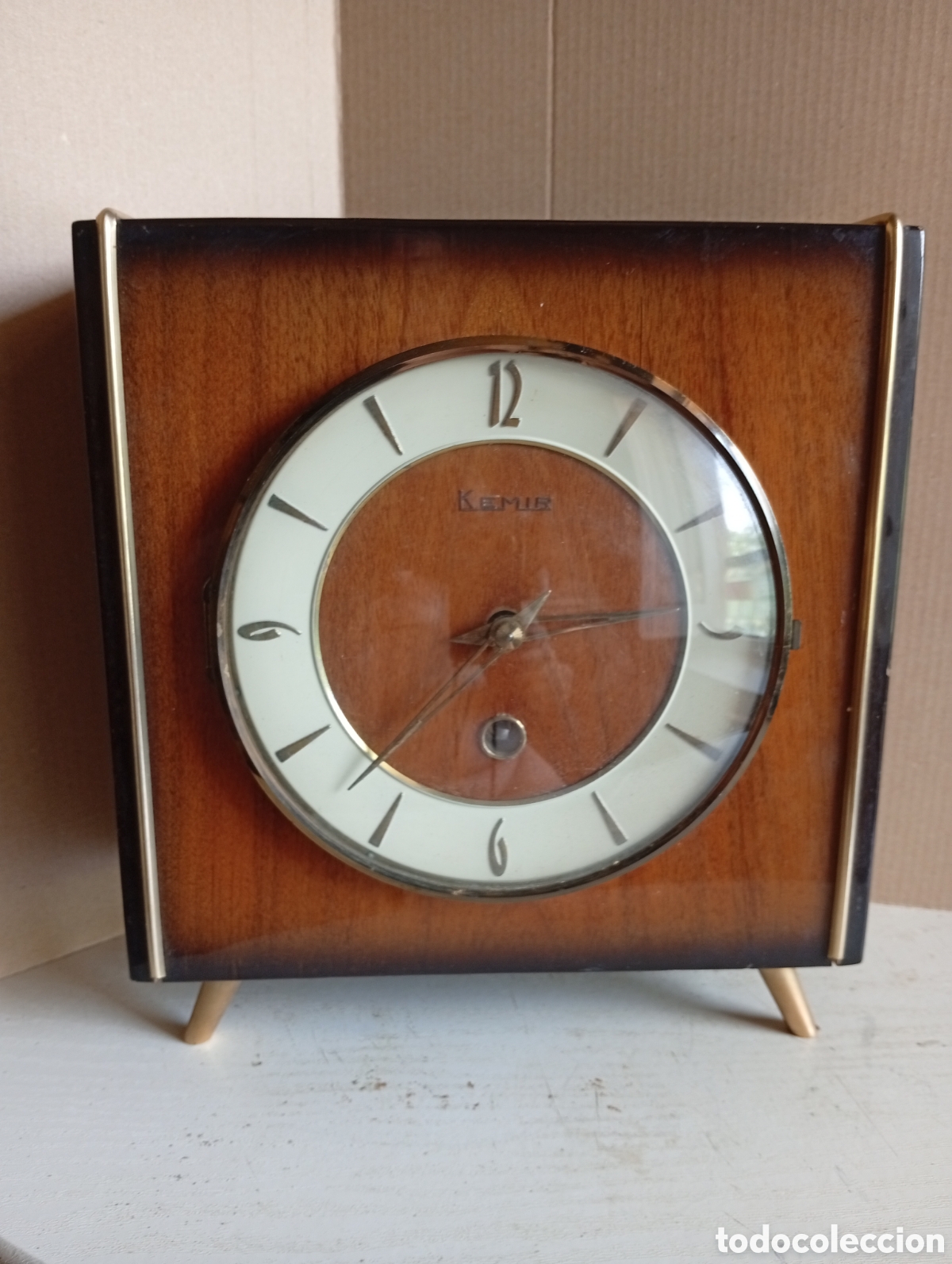 Relojes de carga manual: Reloj sobremesa absolutamente vintage