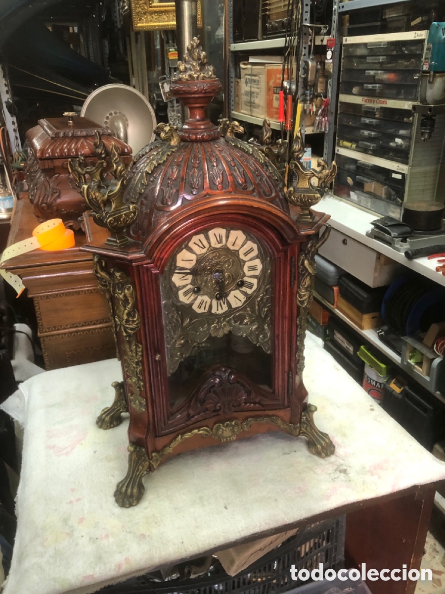 Relojes de carga manual: Reloj de sobremesa Rom&aacute;n