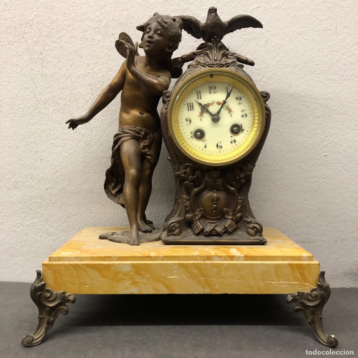 Relojes de carga manual: RELOJ DE SOBREMESA ANGEL Y AGUILA - EN BRONCE Y M&Aacute;RMOL - 34 X 29 CM - SE DESCONOCE ESTADO / 1624