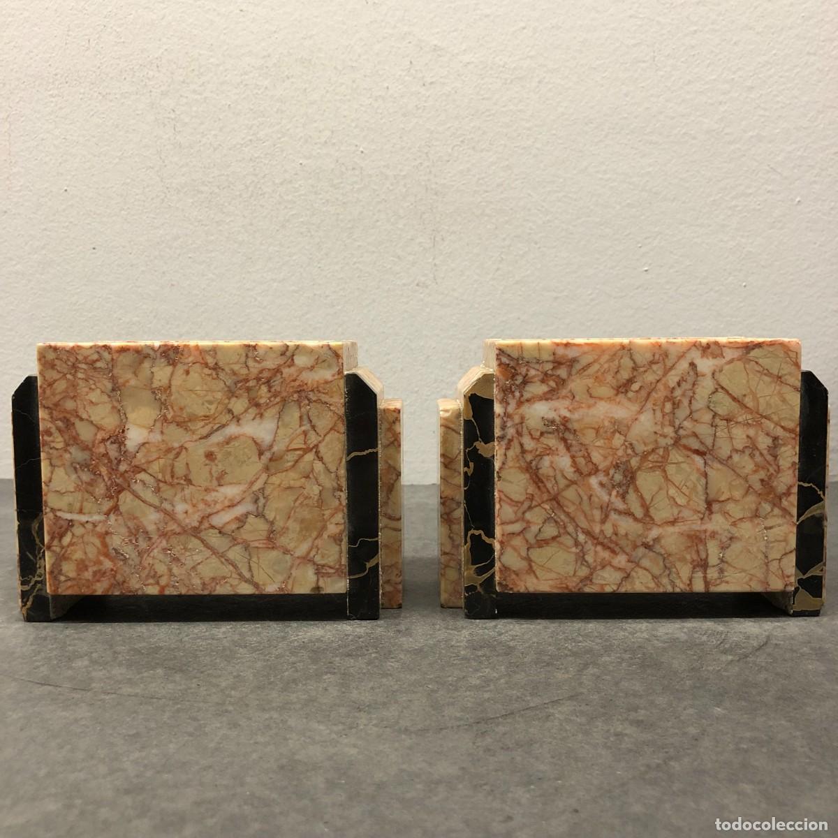 Horloges &agrave; remontage manuel: PAREJA DE DOS PEANAS LATERALES DE RELOJ DE M&Aacute;RMOL ART DEC&Oacute; - A&Ntilde;OS 20 - 17 X 11,5 X 7 CM / 2555