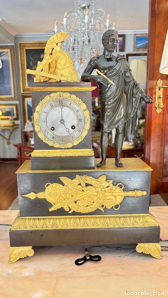 Relojes de carga manual: Maravilloso Reloj, imperio antiguo