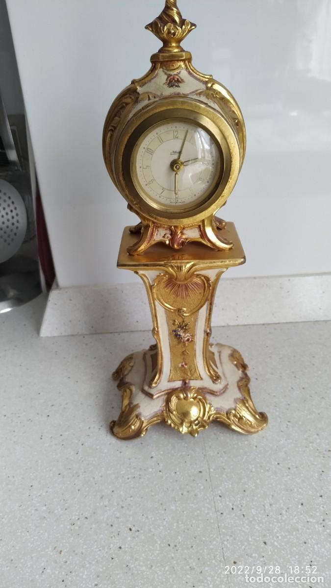 Relojes de carga manual: ANTIGUO RELOJ DE SOBREMESA DORADO CON ORO AL MERCURIO FUNCIONANDO ALTURA 32 CMTS