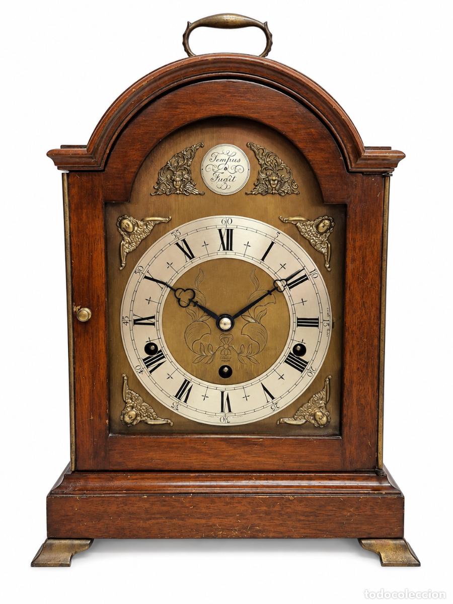 Rel&oacute;gios de carga manual: Reloj de Sobremesa, Estilo Bracket - Tempus Fugit - Funciona - Mediados S.XX - con Llave de Cuerda