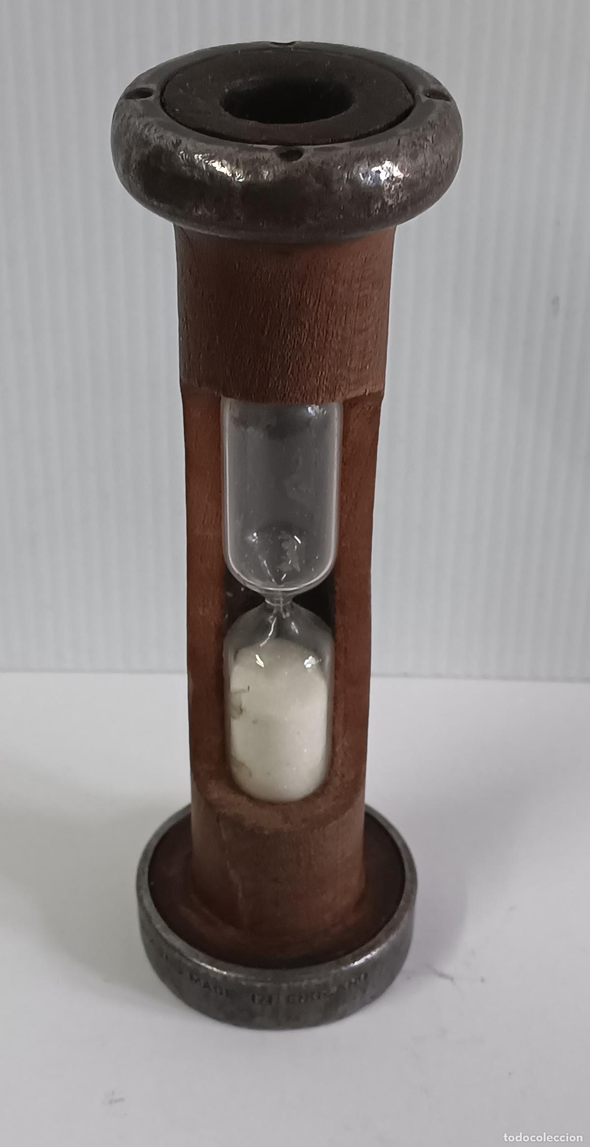 Relojes de carga manual: RELOJ DE ARENA HECHO CON UNA BOBINA TEXTIL MADE IN ENGLAND