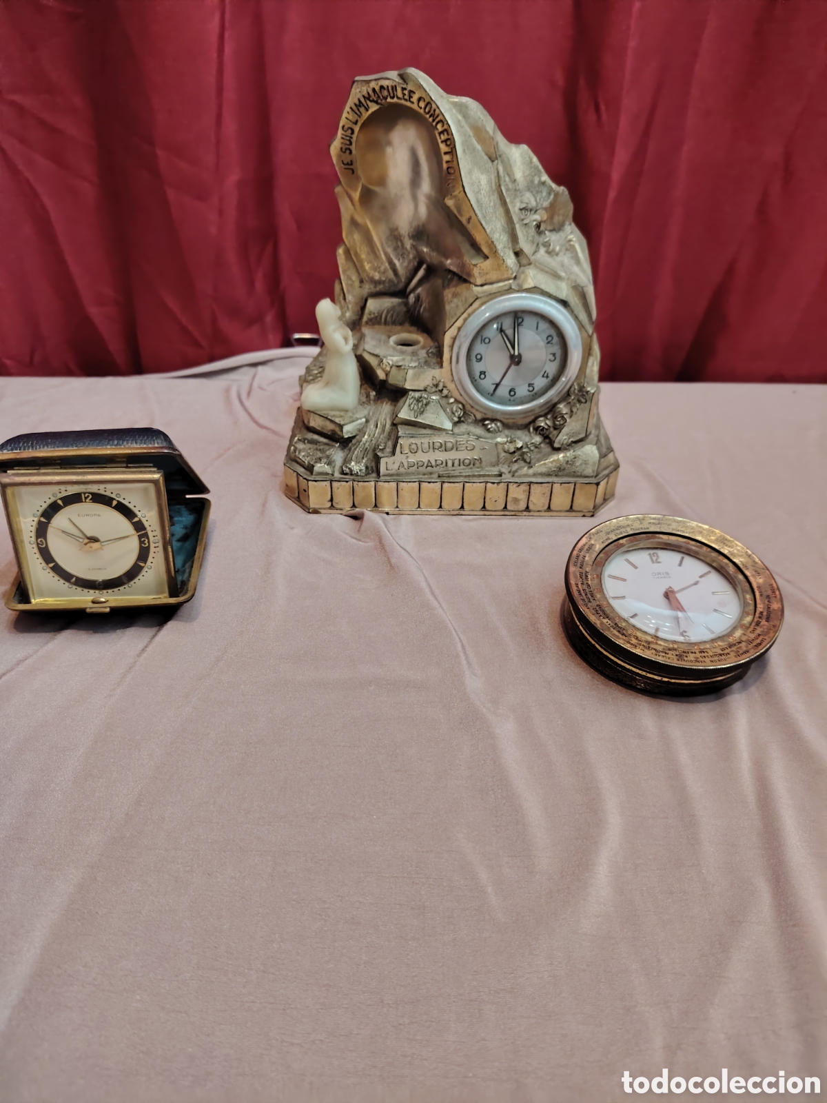 Relojes de carga manual: Lote de relojes de sobremesa 2 funciona y 1 no