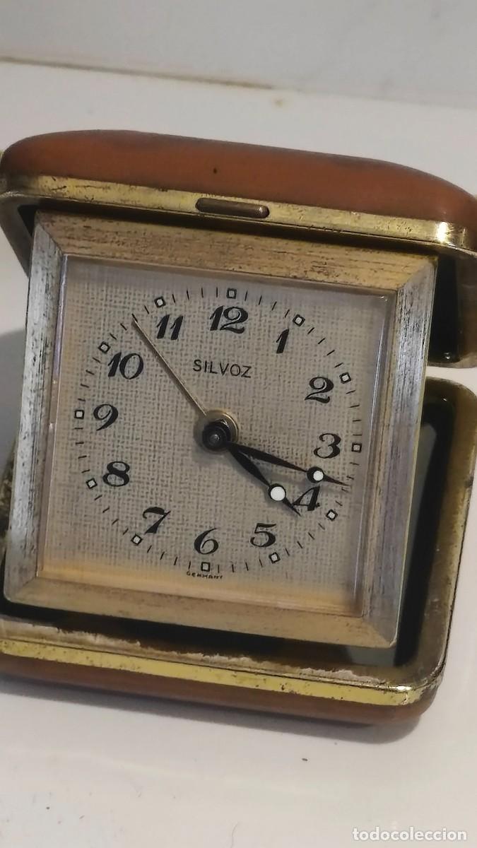 Orologi di carica manuale: Reloj d&eacute; sobremesa m&eacute;canique antiguo