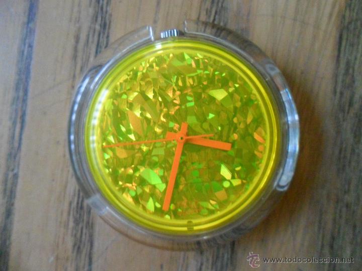 Relojes - Swatch: Swatch POP Feather. Special Club - Foto 4