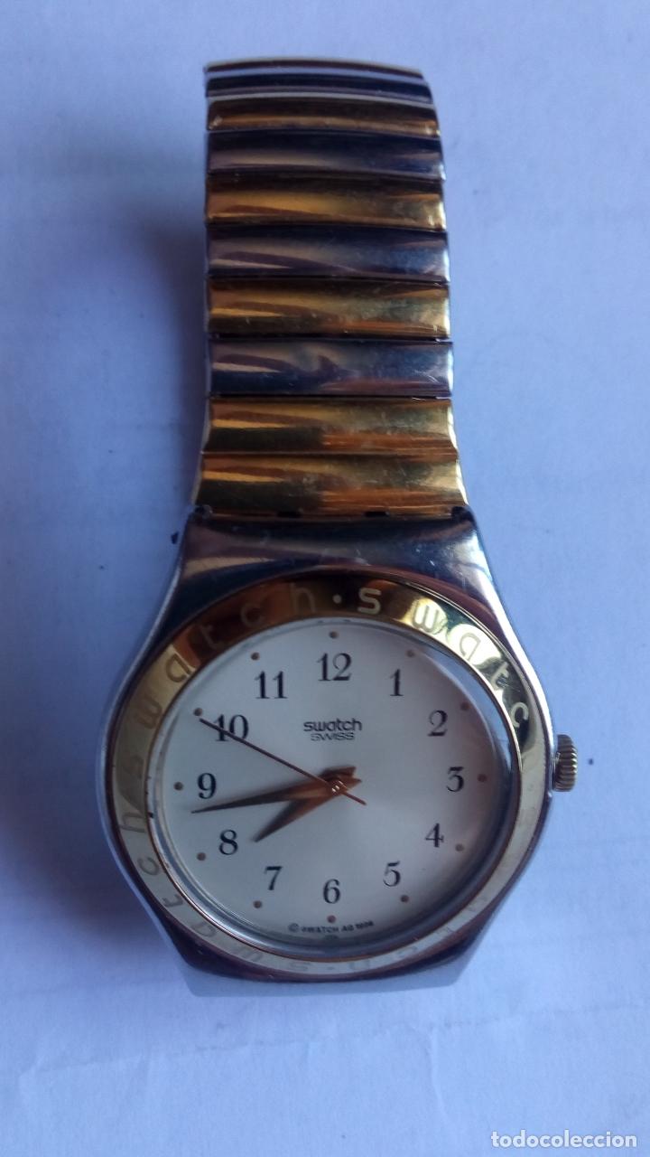 Relojes - Swatch: RELOJ DE SE&Ntilde;ORA SWATCH 1996, NO FUNCIONA, CORREA EXTENSIBLE - Foto 2