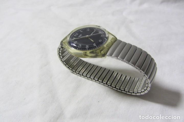 Relojes - Swatch: Reloj de pulsera Swatch 1996 correa metálica original, funcionando - Foto 4 - 302219563