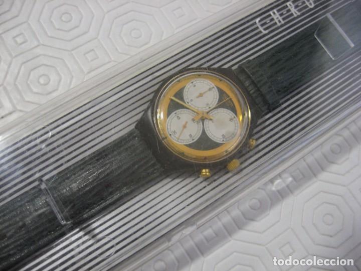 Relojes - Swatch: RELOJ SWATCH CRONOMETRO, CORREA DE CUERO. - Foto 2