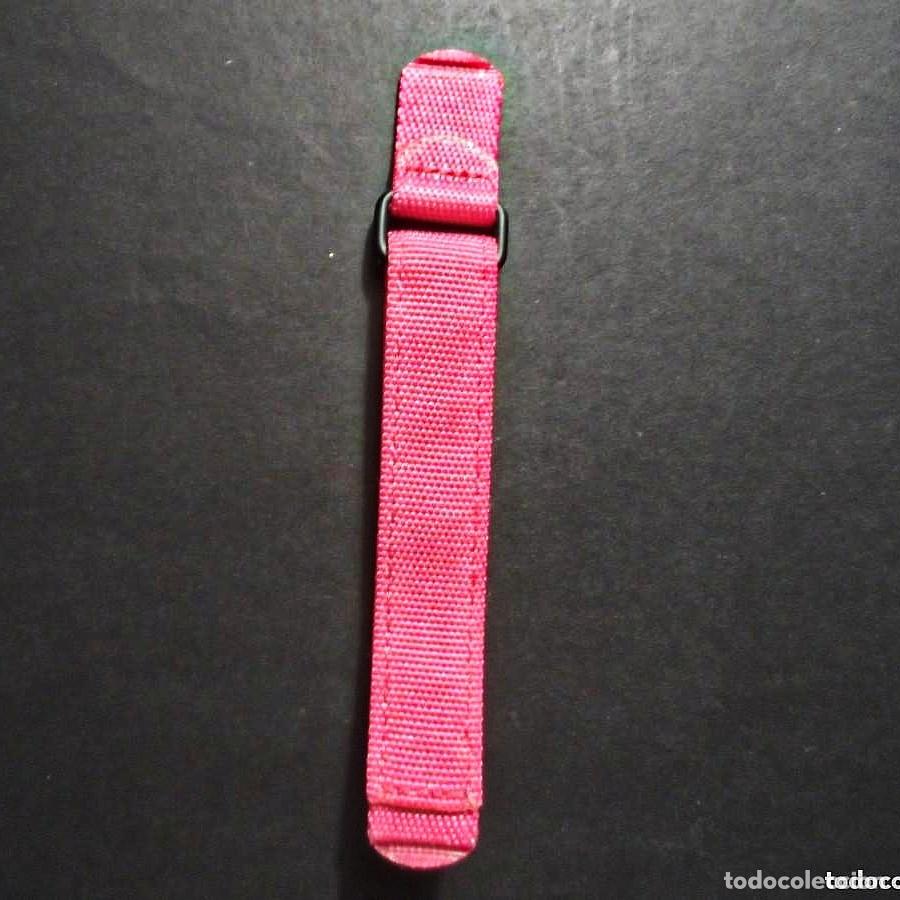 Uhren - Swatch: CORREA DE FIBRA VELCRO PARA RELOJ FLIK FLAK ROSA OSCURO. ANCHURA 15,5 MM. SWATCH.