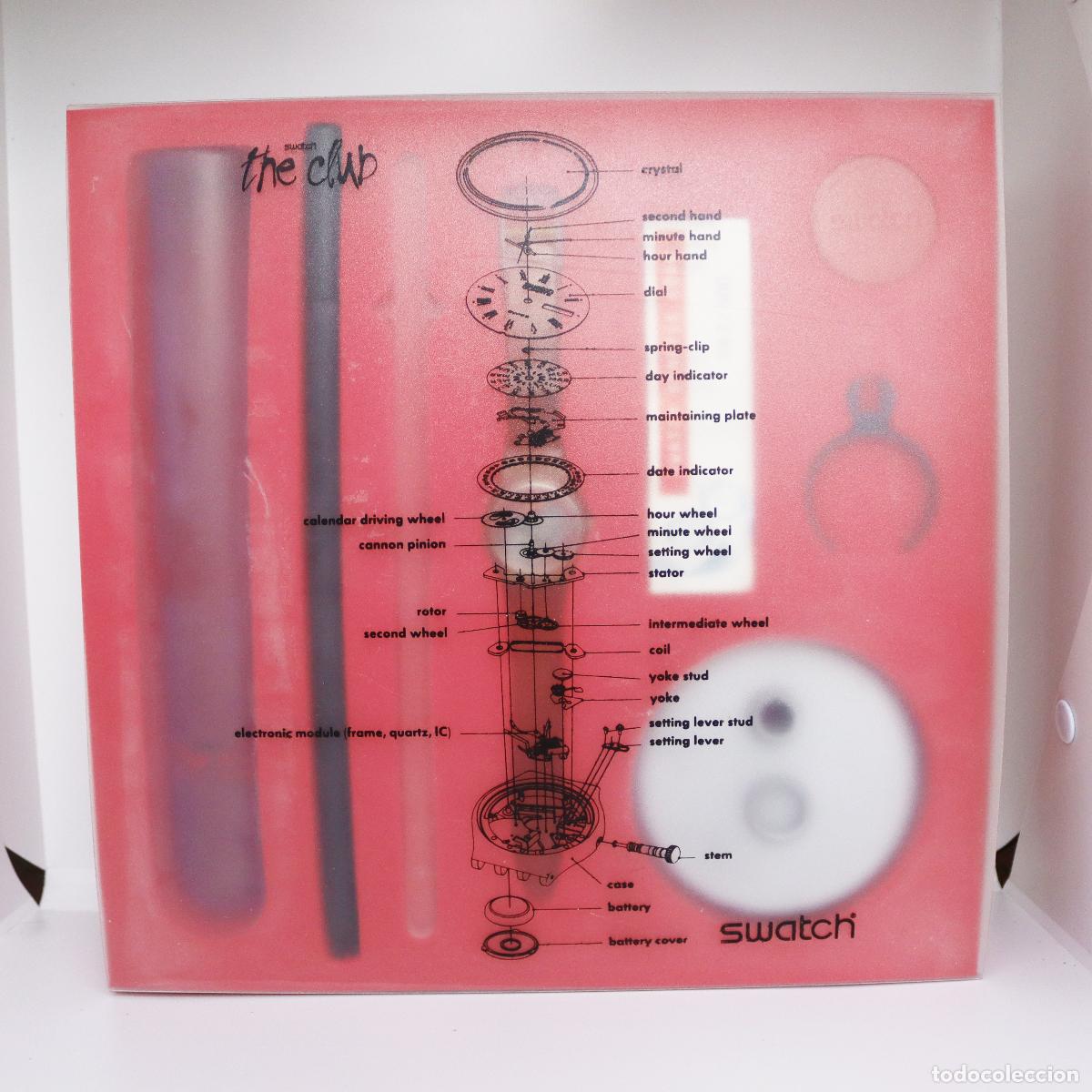 Rel&oacute;gios - Swatch: 2000 - SWATCH THE CLUB - RED BOX (GENETIC CODE) - modelo GZ164PACK3